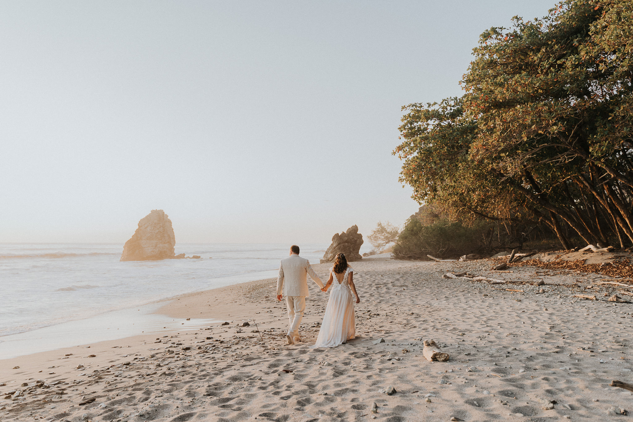 COSTA RICA WEDDING PHOTOGRAPHER