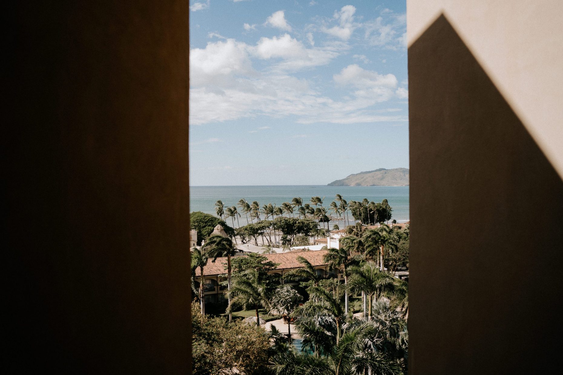 COSTA RICA WEDDING PHOTOGRAPHER