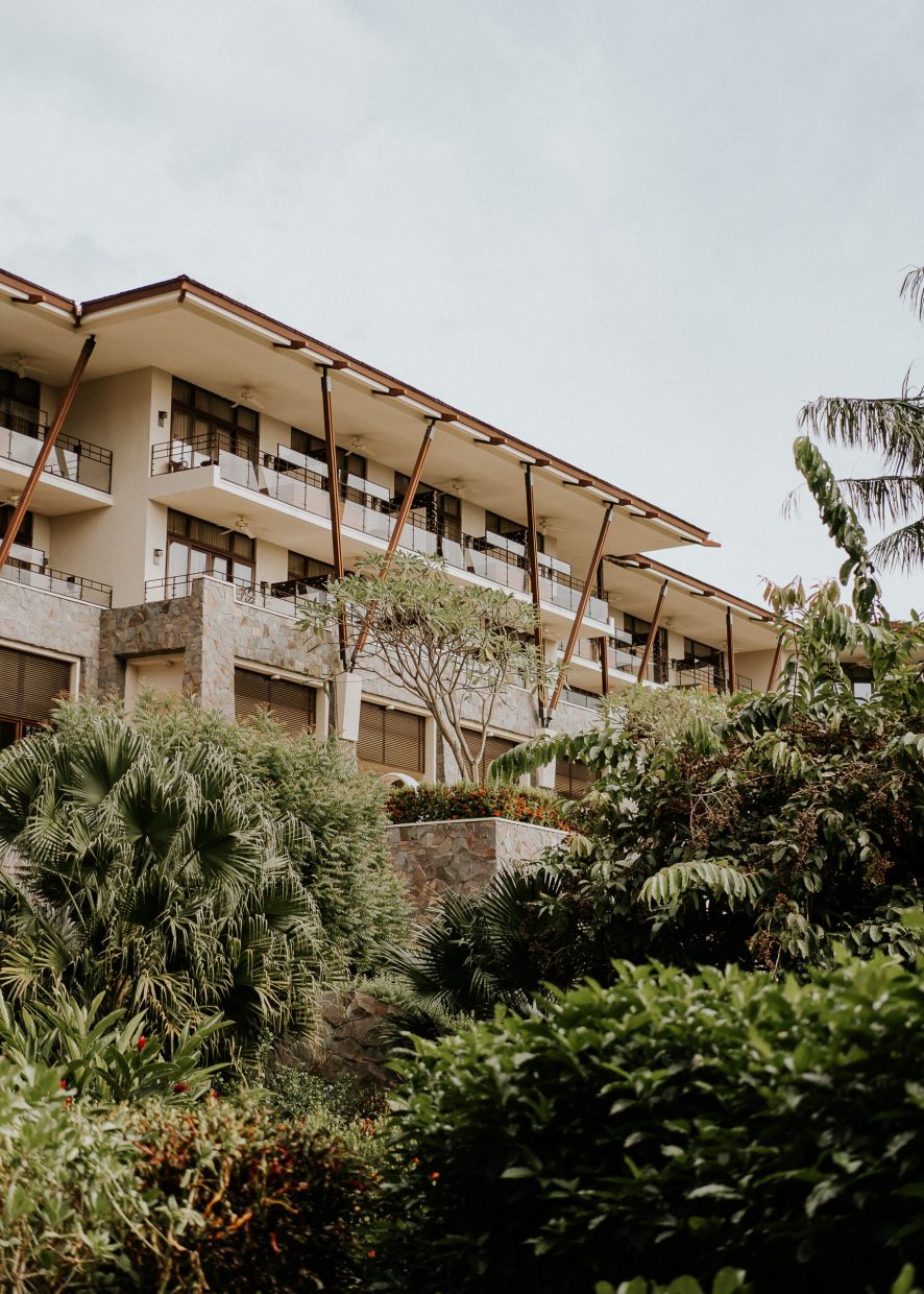 COSTA RICA WEDDING PHOTOGRAPHER