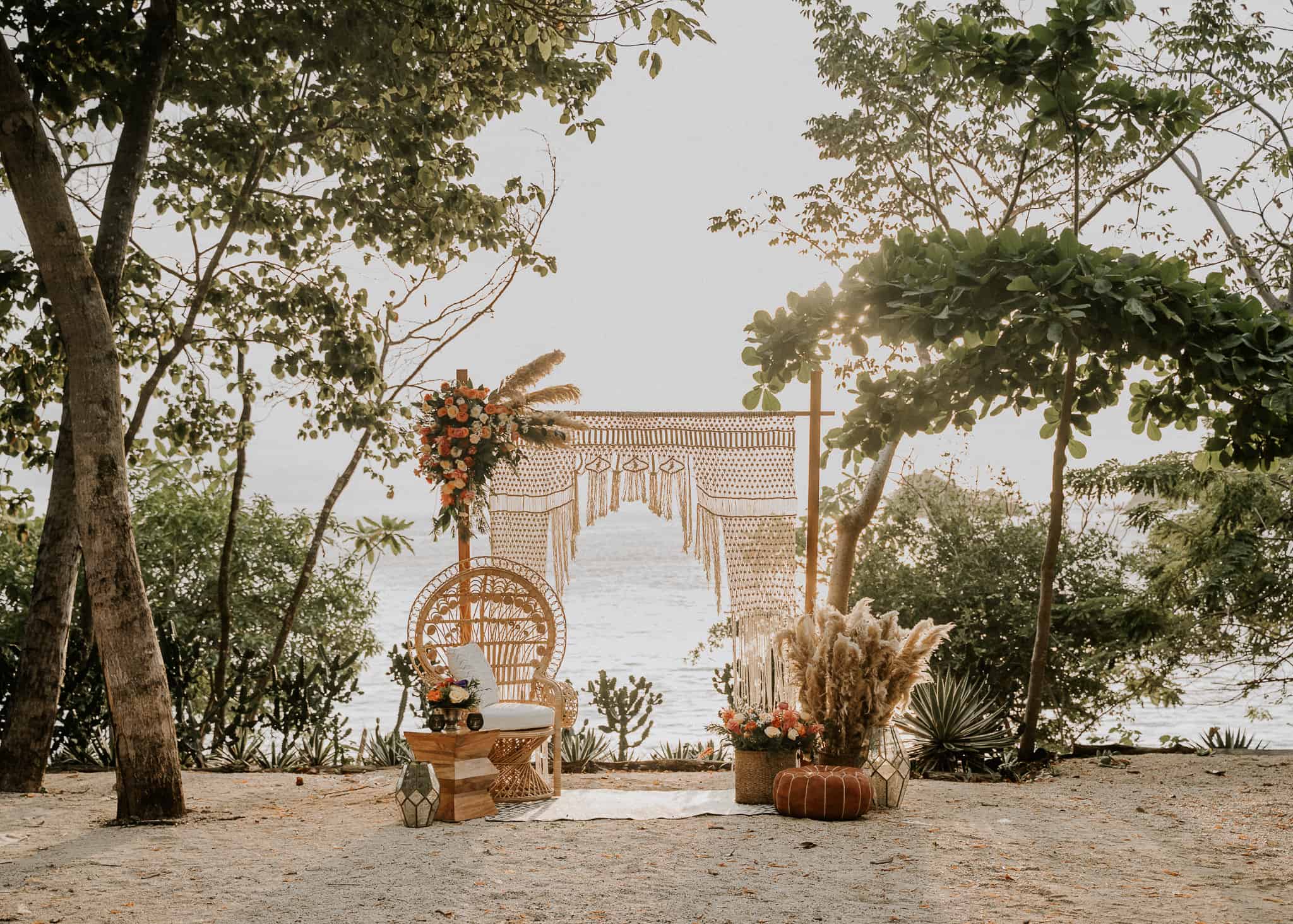 COSTA RICA WEDDING PHOTOGRAPHER
