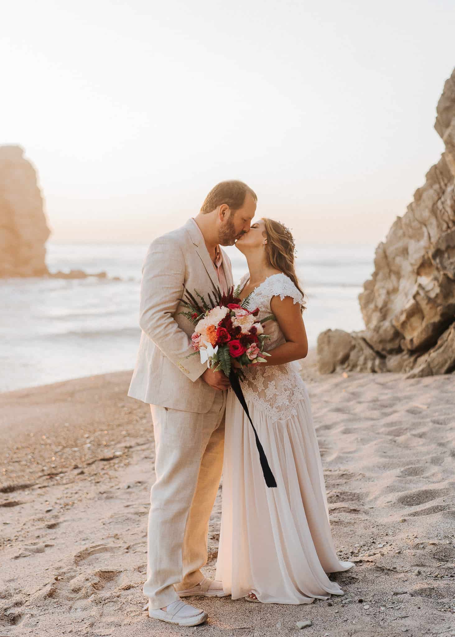 COSTA RICA WEDDING PHOTOGRAPHER