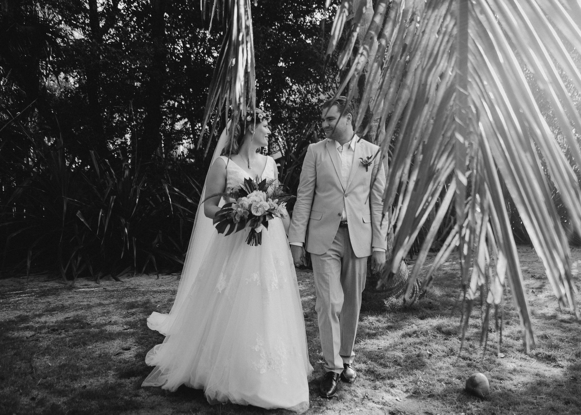 COSTA RICA WEDDING PHOTOGRAPHER