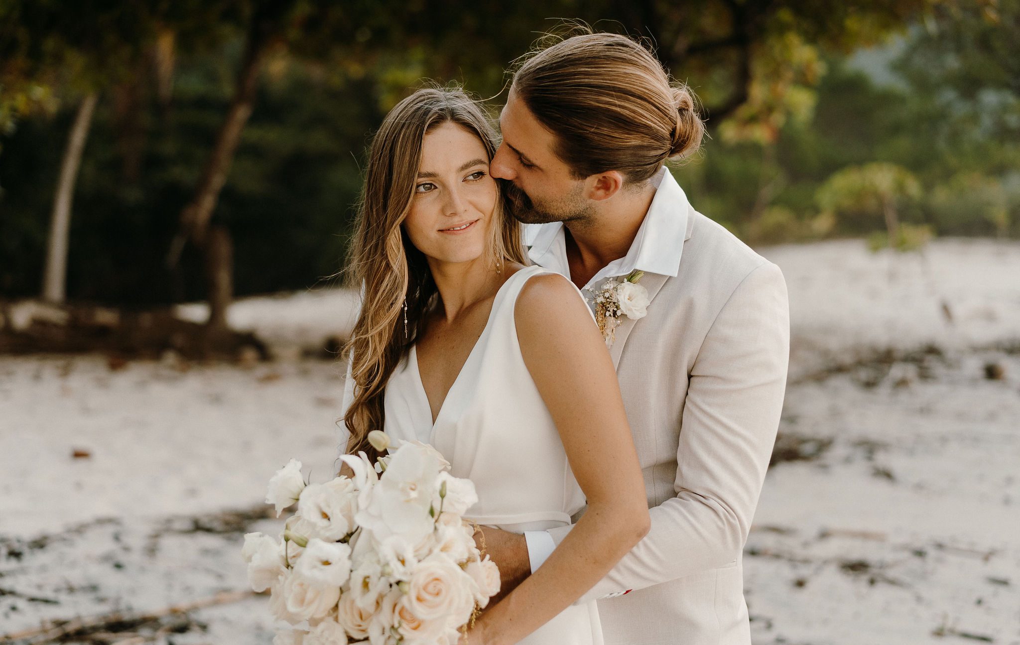 COSTA RICA WEDDING PHOTOGRAPHER